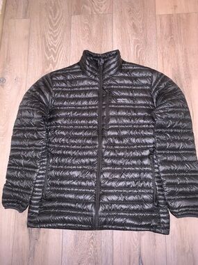 Patagonia Ultralight 800 Fill Down Puffer Quilted Jacket Grey Size: Large
